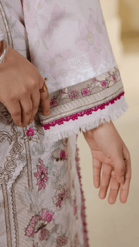 Dastkaar - Ayleen Clothing