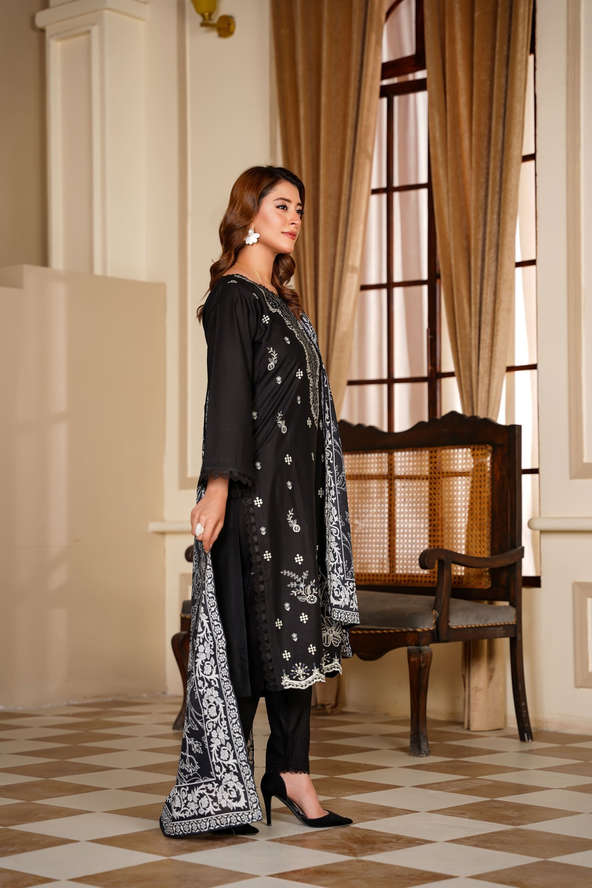 Ayleen Vol#1 All Black 3pc Premium Lawn Dyed Front Full Embroidered, Premium Lawn Dyed Back Sleeve & Lawn Voil Digital Print Dupatta- Noor-e-sehr
